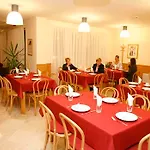 Jagello Business Ξενοδοχείο