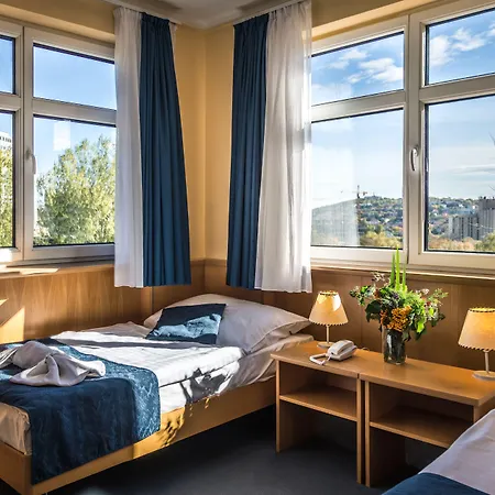 Jagello Business מלון בודפשט