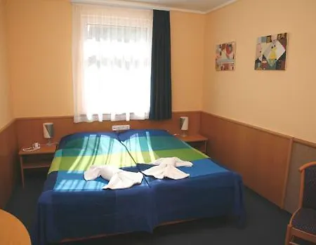 מלון Jagello Business