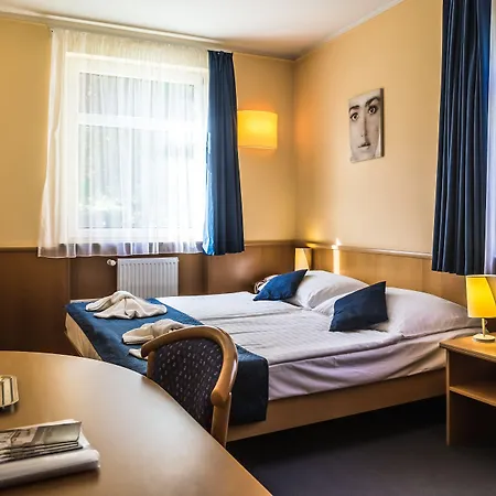 자겔로 비즈니스 부다페스트