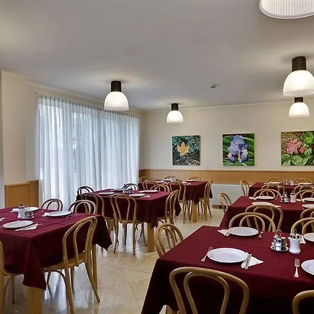 Jagello Business 3* Budapest